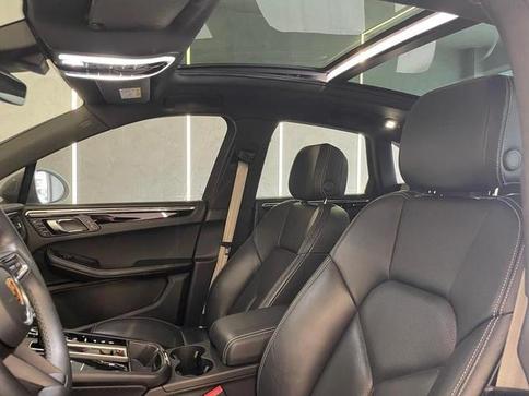 PORSCHE MACAN 2.0 TURBO