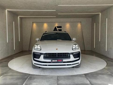PORSCHE MACAN 2.0 TURBO