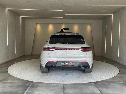PORSCHE MACAN 2.0 TURBO