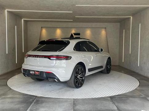 PORSCHE MACAN 2.0 TURBO
