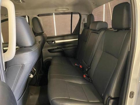 TOYOTA HILUX CD SRX 4X4 2.8 TDI 16V DIESEL AUT