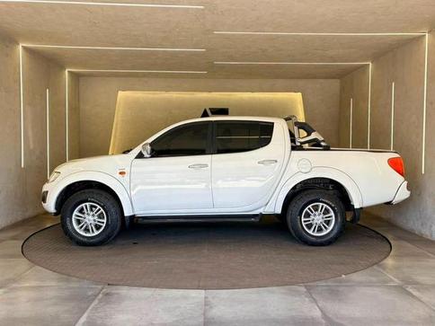 MITSUBISHI L200 TRITON 3.2 D