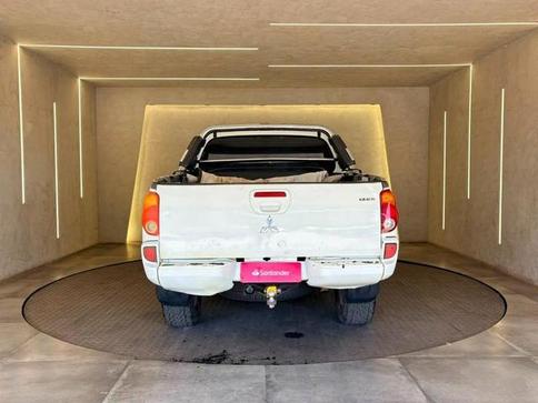 MITSUBISHI L200 TRITON 3.2 D