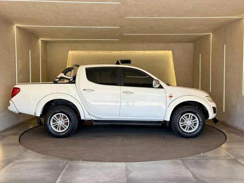 MITSUBISHI L200 TRITON 3.2 D