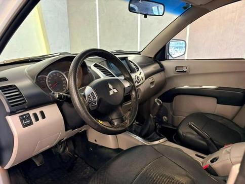 MITSUBISHI L200 TRITON 3.2 D
