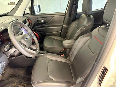 JEEP RENEGADE TRAILHAWK T270 1.3 TB FLEX AUT