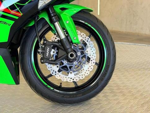 KAWASAKI KAWASAKNINJA ZX-6R