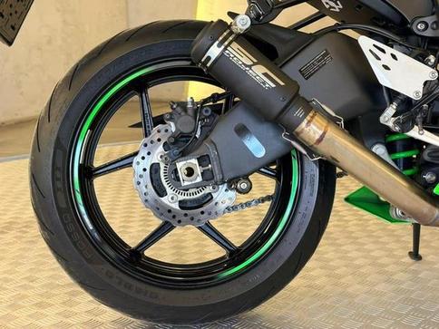 KAWASAKI KAWASAKNINJA ZX-6R
