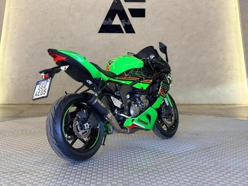 KAWASAKI KAWASAKNINJA ZX-6R