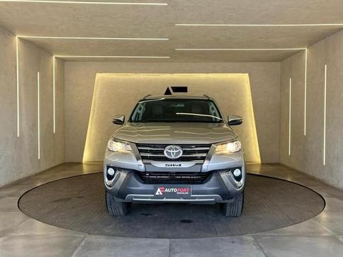 TOYOTA HILUX SW4 SRV 4X2 2.7 FLEX 16V AUT
