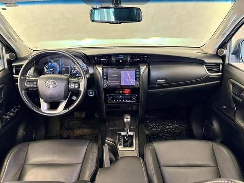 TOYOTA HILUX SW4 SRV 4X2 2.7 FLEX 16V AUT