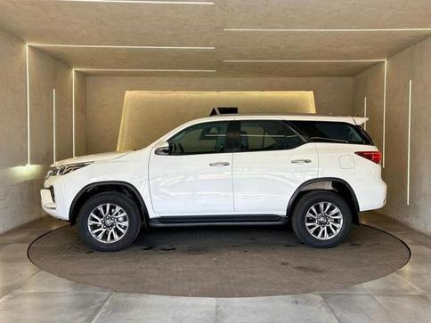 TOYOTA HILUX SW4 SRV 4X2 2.7 FLEX 16V AUT