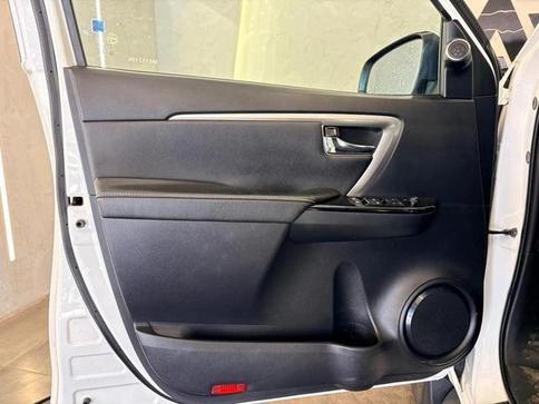 TOYOTA HILUX SW4 SRV 4X2 2.7 FLEX 16V AUT