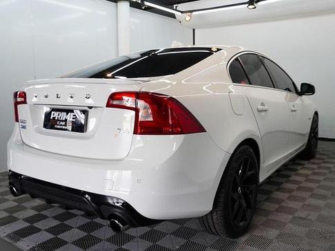 VOLVO S60 2.0 T6 R-DES