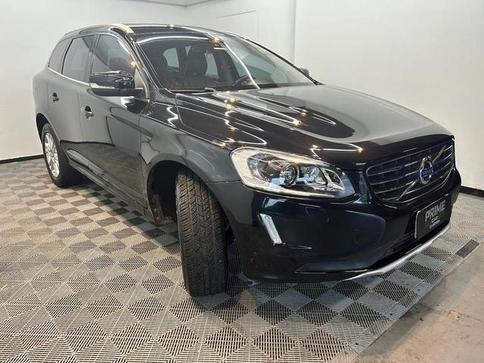 VOLVO XC 60 2.0 T5 DYNAMIC