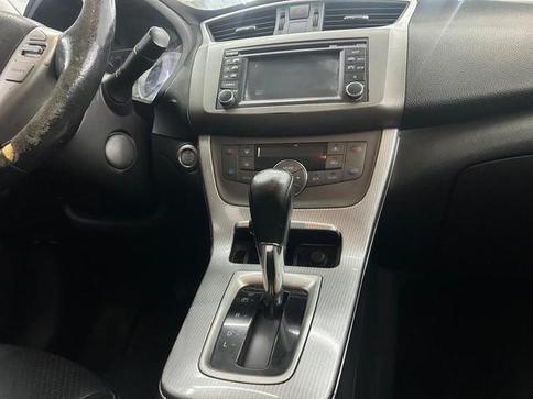 NISSAN SENTRA 20SL CVT