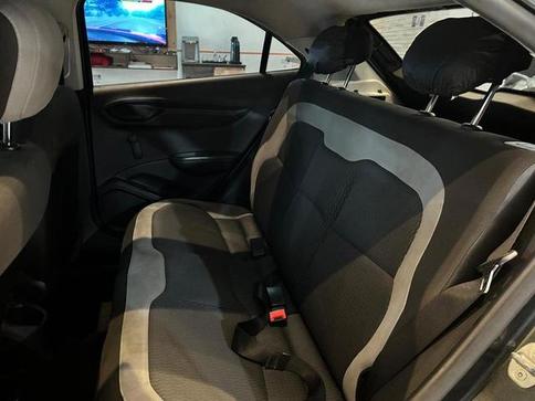 CHEVROLET ONIX 1.0MT LT