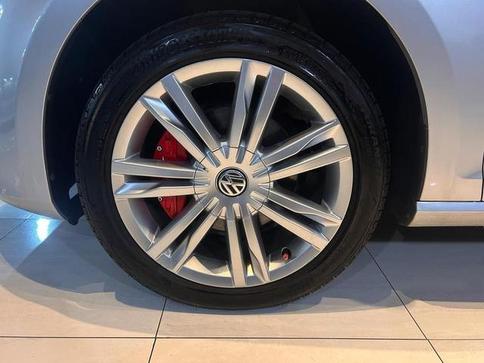 VOLKSWAGEN GOLF 1.4 TSI HIGHLINE 16V GASOLINA 4P AUTOMATICO