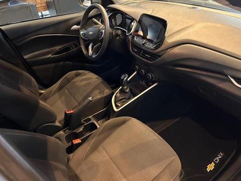 CHEVROLET ONIX PLUS 10MT LT2