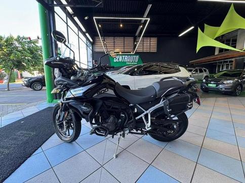 TRIUMPH TIGER 900 GT