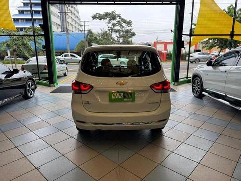 CHEVROLET SPIN 18L AT PREMIER