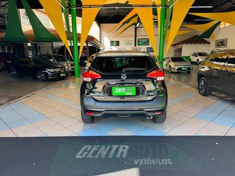 NISSAN KICKS SL CVT