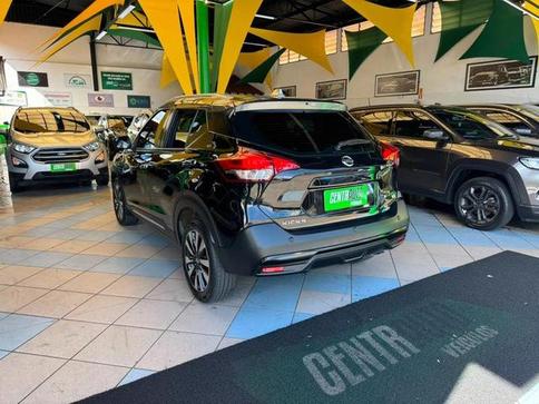 NISSAN KICKS SL CVT