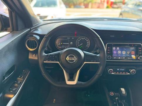 NISSAN KICKS SL CVT