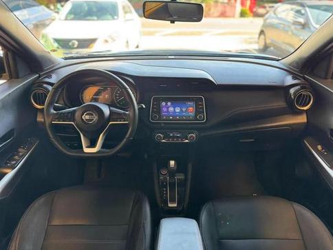 NISSAN KICKS SL CVT