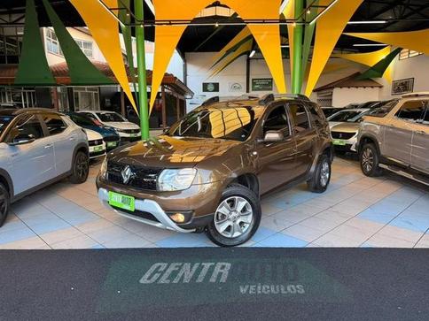 RENAULT DUSTER 16 A CVT