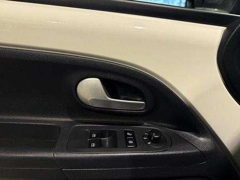 VOLKSWAGEN UP 1.0 MPI TOTAL FLEX 4P MANUAL