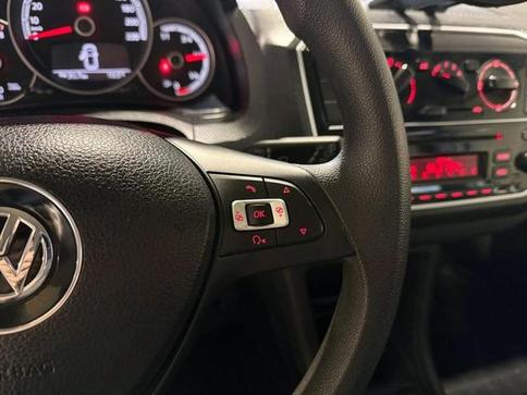 VOLKSWAGEN UP 1.0 MPI TOTAL FLEX 4P MANUAL