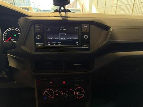 VOLKSWAGEN T CROSS TSI AD