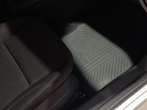 FORD FIESTA 1.6 SE HATCH 16V FLEX 4P MANUAL