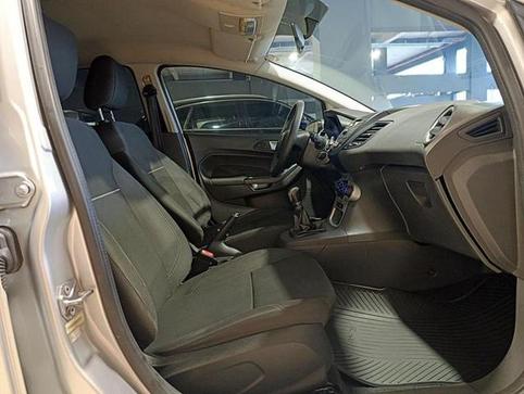 FORD FIESTA 1.6 SE HATCH 16V FLEX 4P MANUAL