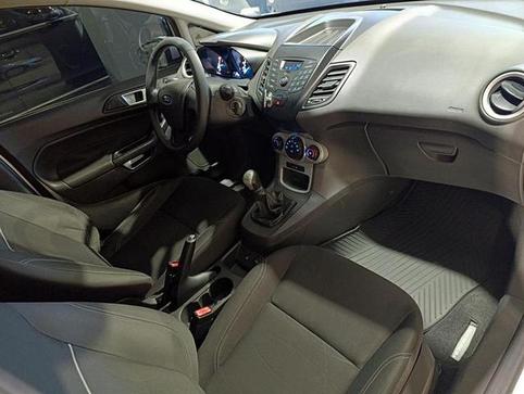 FORD FIESTA 1.6 SE HATCH 16V FLEX 4P MANUAL