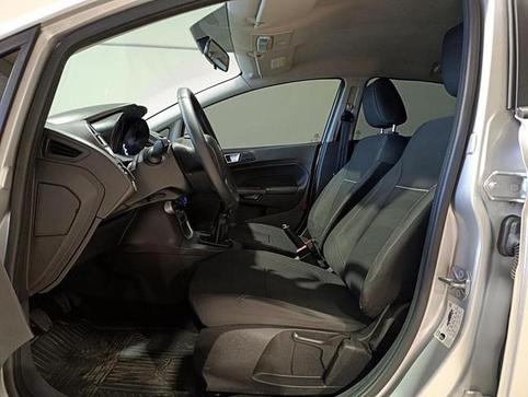 FORD FIESTA 1.6 SE HATCH 16V FLEX 4P MANUAL