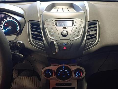 FORD FIESTA 1.6 SE HATCH 16V FLEX 4P MANUAL