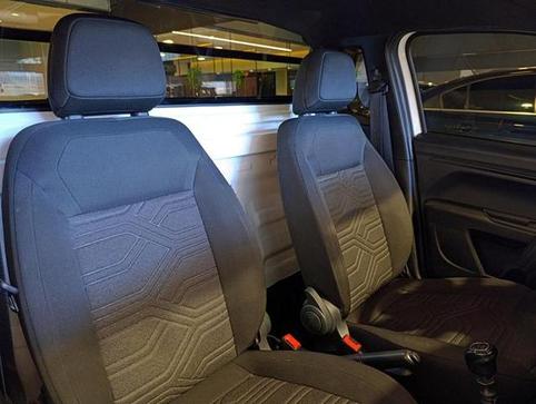 FIAT STRADA FREEDOM CS 1.3 FLEX MANUAL