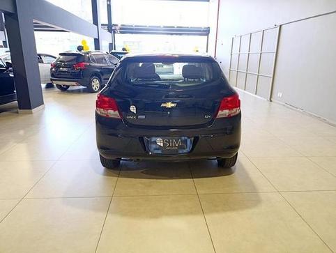 CHEVROLET ONIX 10MT JOYE