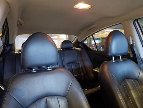 NISSAN VERSA 16SL CVT