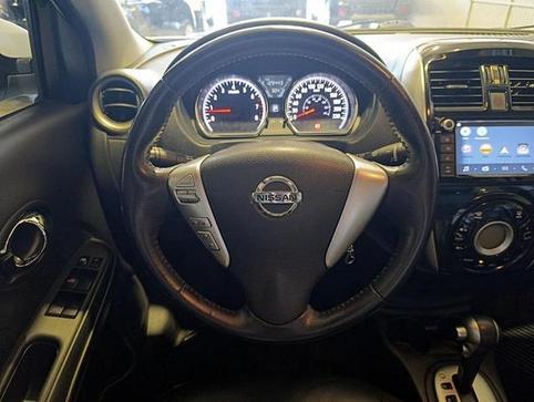 NISSAN VERSA 16SL CVT
