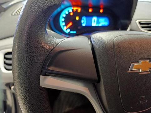 CHEVROLET ONIX 1.4 MT LT