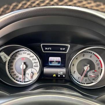 MERCEDES-BENZ GLA 200 1.6 CGI STYLE 16V TURBO 4P