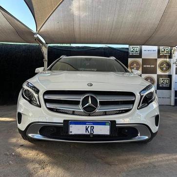 MERCEDES-BENZ GLA 200 1.6 CGI STYLE 16V TURBO 4P