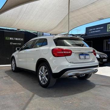 MERCEDES-BENZ GLA 200 1.6 CGI STYLE 16V TURBO 4P