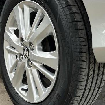 TOYOTA YARIS 1.3 XL PLUS AUT