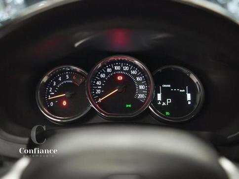 RENAULT SANDERO INT16CVT