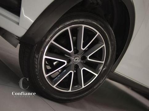 RENAULT SANDERO INT16CVT