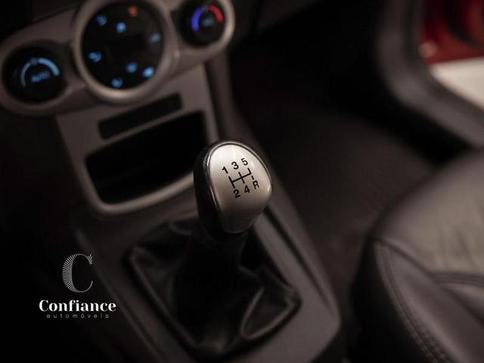 FORD NEW FIESTA 1.6 SEL HATCH 16V FLEX 4P MANUAL
